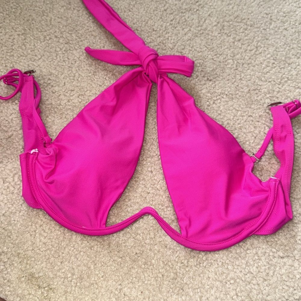 Womens Vibrant Pink 2 piece Bikini suit like new - Picture 3 of 4